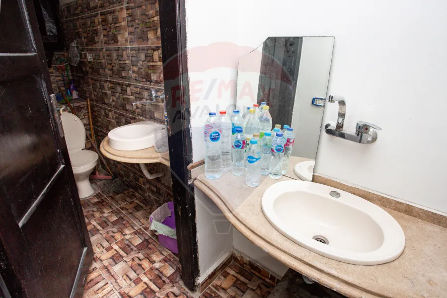 Clinic for sale 80 m Stanley (Abdul Hamid Al-Abadi Street)