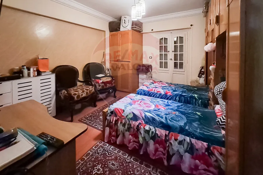 Duplex villa for sale 300 m Saba Basha (steps from Abo Qir st.)