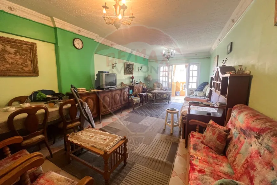 Apartment for sale 150 m Moharam Bek (El Rassafa St)