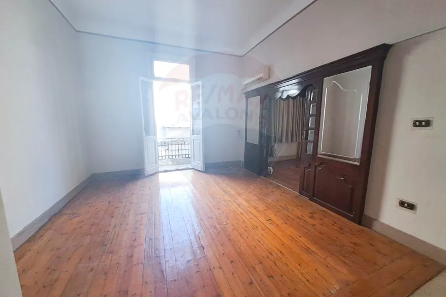 Apartment For Sale 170 m Sporting (Teba St.)