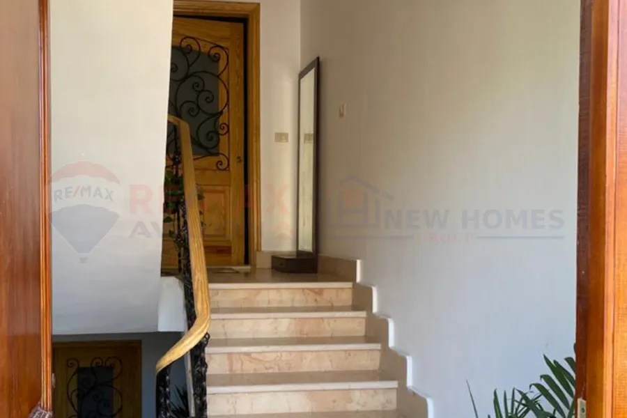 فيلا للبيع (كومباوند لافيدا) البستان 6 اكتوبر 600 م