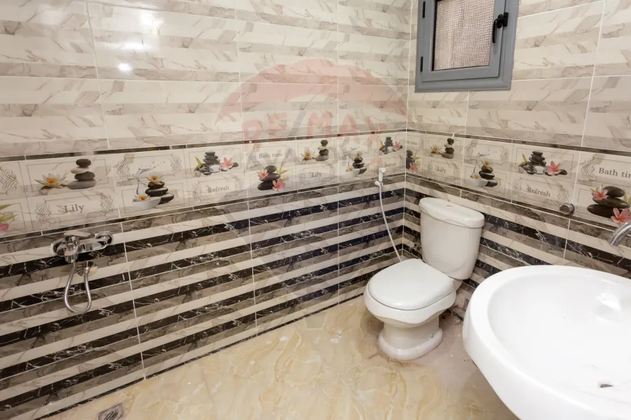 Apartment for sale 85 m Zezinia (Branched from Abu Qer st.)