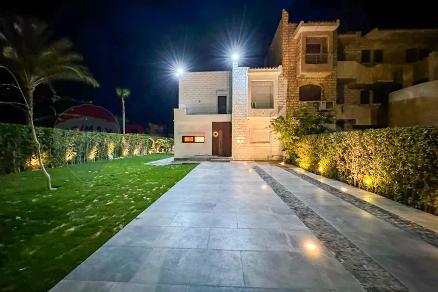 ستاند الون للبيع (مارينا 1) 650 م