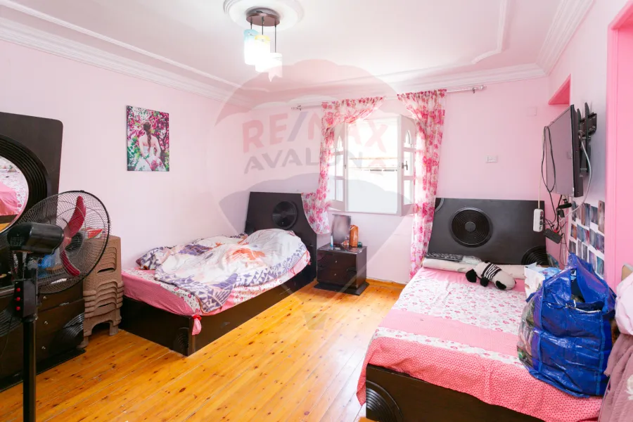 شقة للبيع 155 م كفر عبده (خطوات من ميدان سانت جيني)