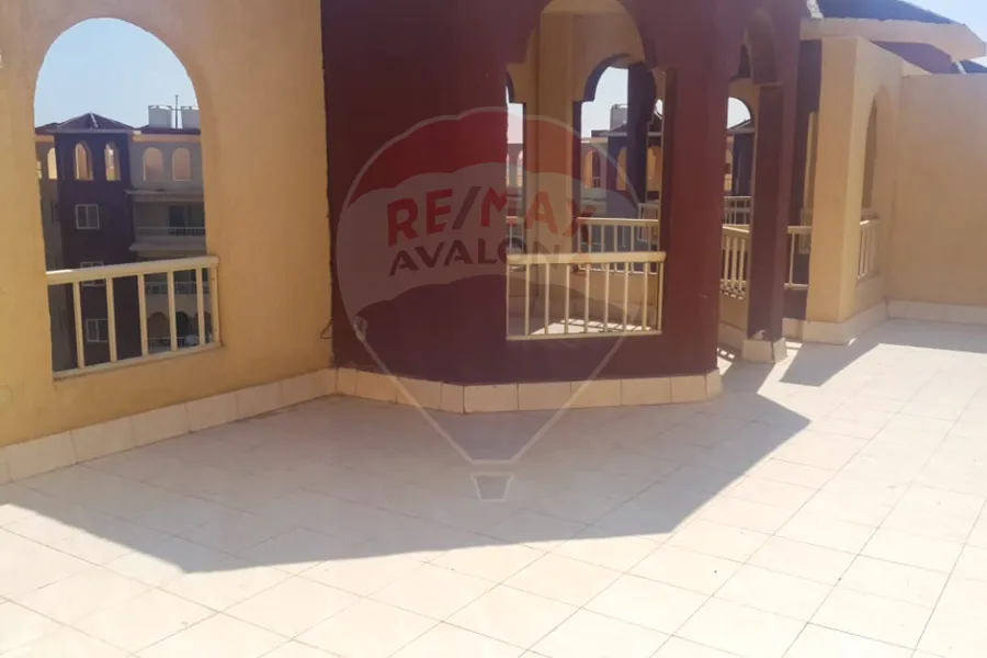 Chalet for sale 75 m + roof 75 m El Alamein (Vista Marina)