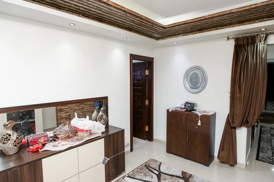 شقة للبيع 180م لوران (ش الأقبال الرئيسي)