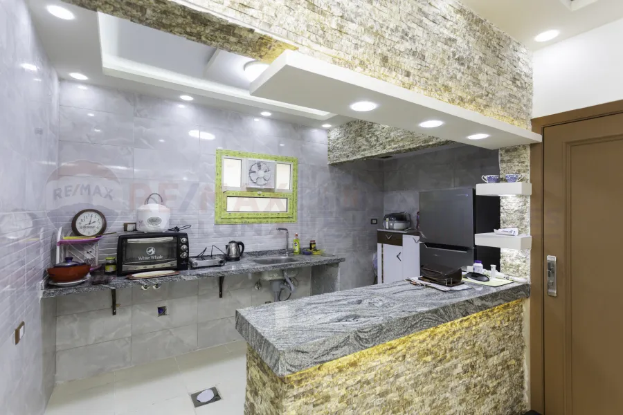 شقة للبيع 100 م سموحة (تعاونيات سموحة)