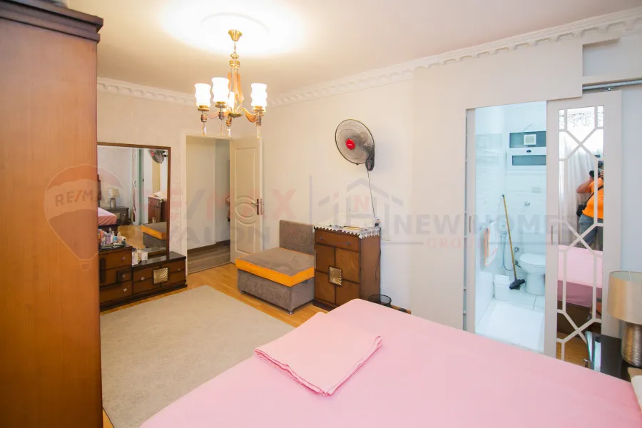 شقة للبيع 150 م سيدي جابر (امام مستشفى القوات المسلحة)