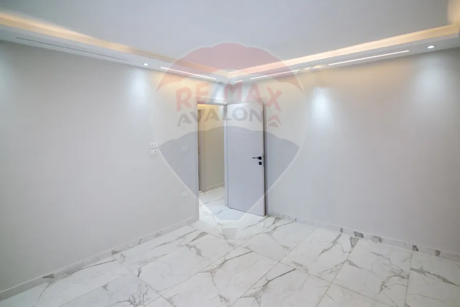 Apartment for sale 200 m Glem (Mostafa Fahmy St.)