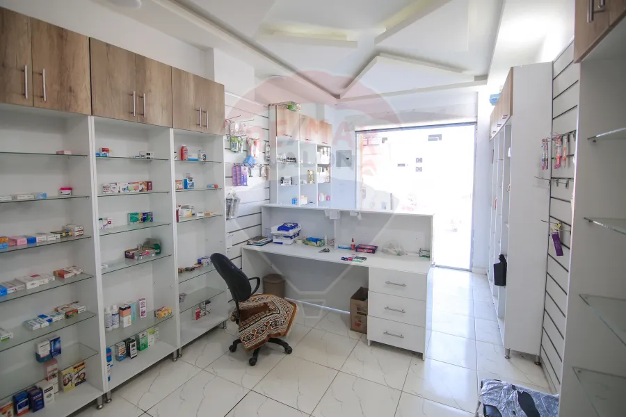 صيدلية للبيع 33 م الساحل الشمالي (أمام قرية بدر وزهران مول)