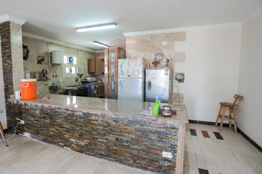 شقة للبيع 450م سموحة (خطوات من ش فوزى معاذ ونادى سموحة- عمارة عنانى)