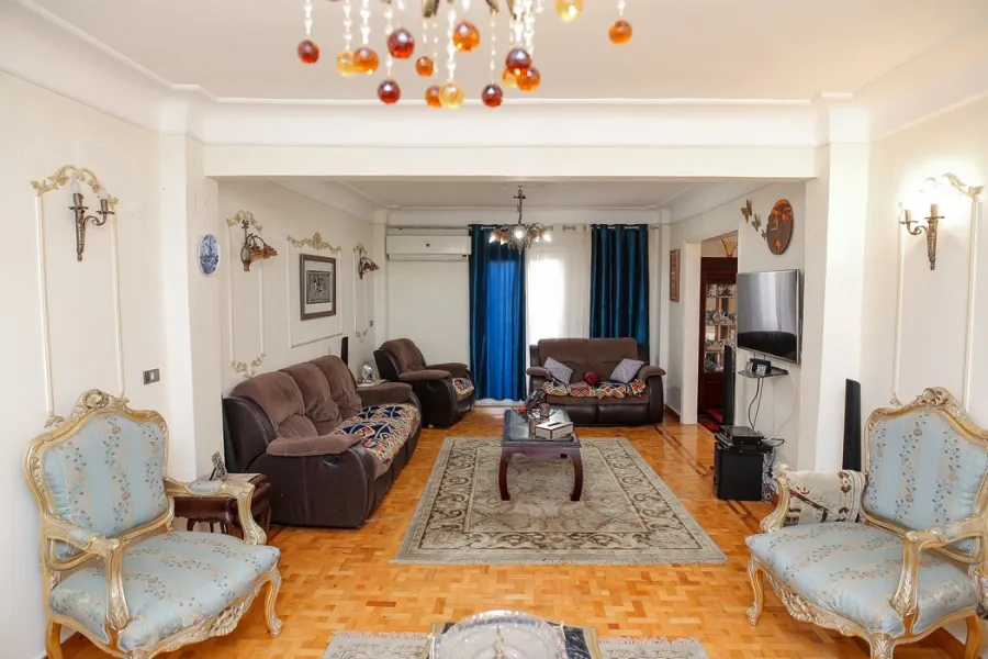 Duplex for sale 160m Tharwat (Branched From Abdelhamed Eldeeb St.)