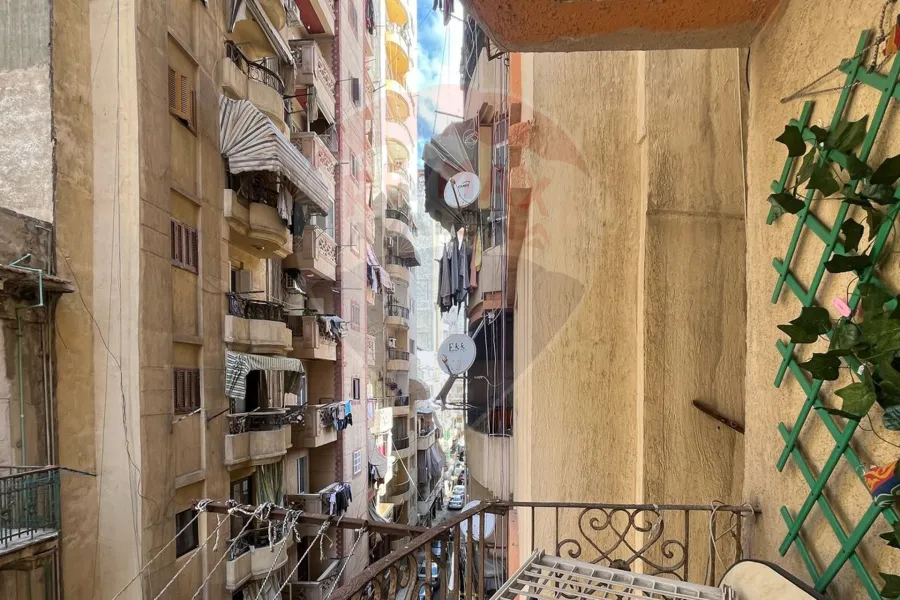 شقة للبيع  100 م الإبراهيميه ( ش الاجيتيه )