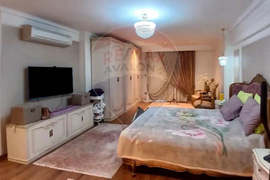 شقة للبيع 341 م الشلالات (ابراج كليوباترا بلازا)