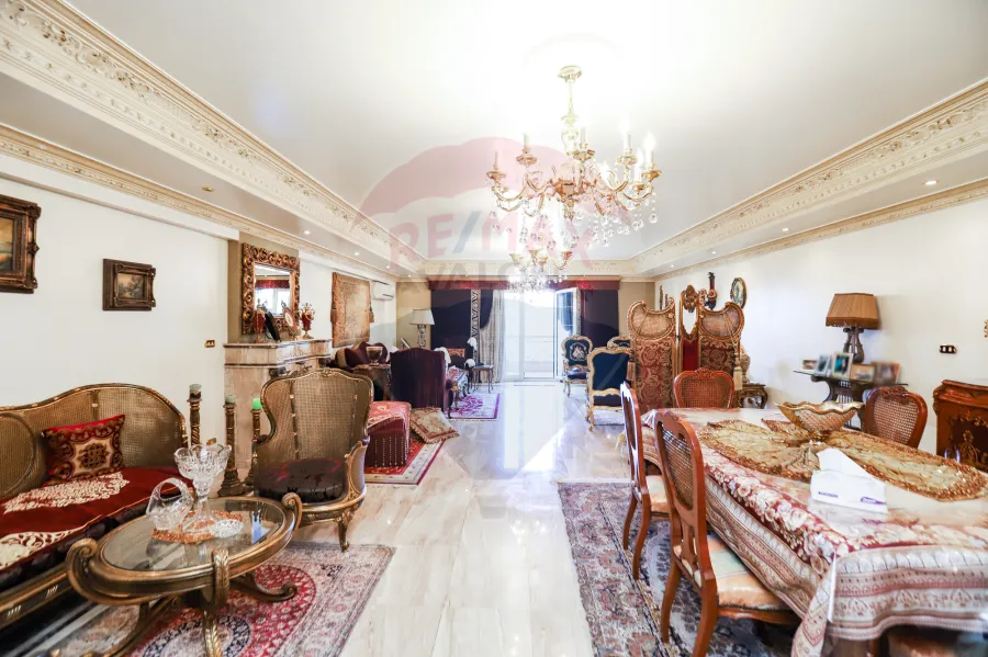 Apartment For Sale 270 m Sporting ( El Horeya St.)