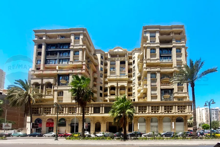 Apartment for sale 300 m Smouha (Fawzy Moaz St. - Lotus Tower - above Starbucks)