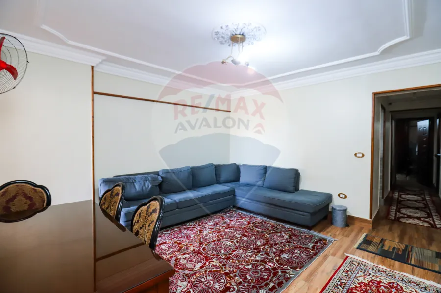 شقة للبيع 180م جناكليس (ش محمد سعيد باشا)