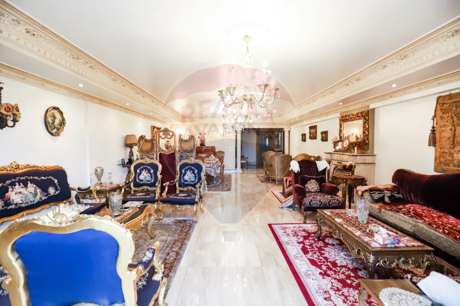 Apartment For Sale 270 m Sporting ( El Horeya St.)