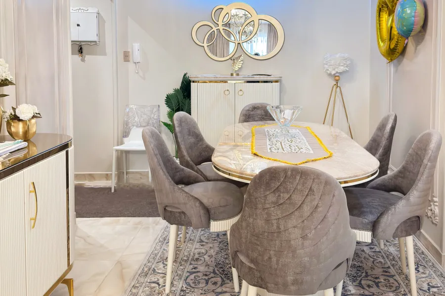 شقة للبيع 125 م  سيدي بشر (كومباوند الصفوة - ش مصطفي كامل)