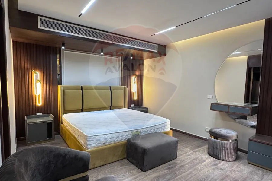 شقة للبيع 218 م (كومباوند أليكس ويست)