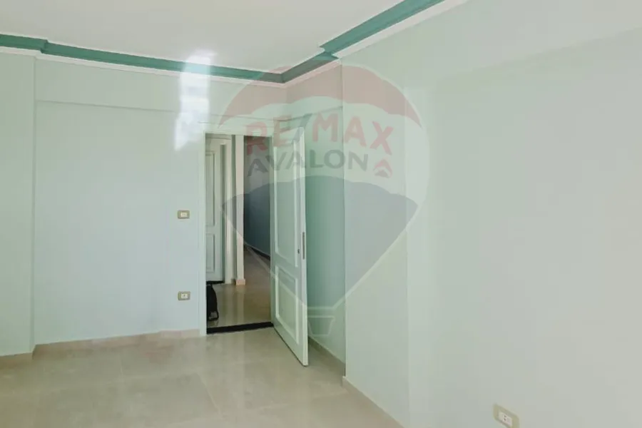 Chalet for sale North coast (La Vizta Village) 100 m