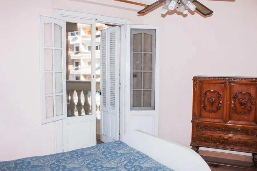 شقة للبيع 151م سيدي جابر ( علي الترام مباشرة )