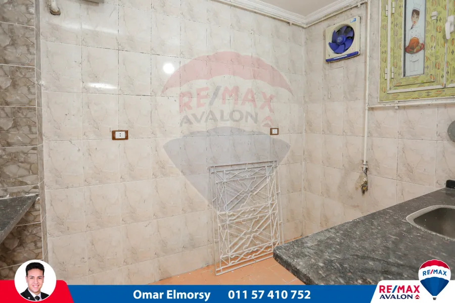 Apartment for sale 135 m Sporting (Steps from the sea)