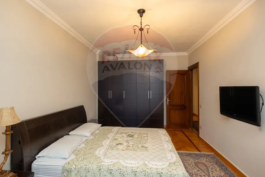 شقة للبيع 320 م ستانلي (دابل فيو بحر - أمام قصر سباهي)