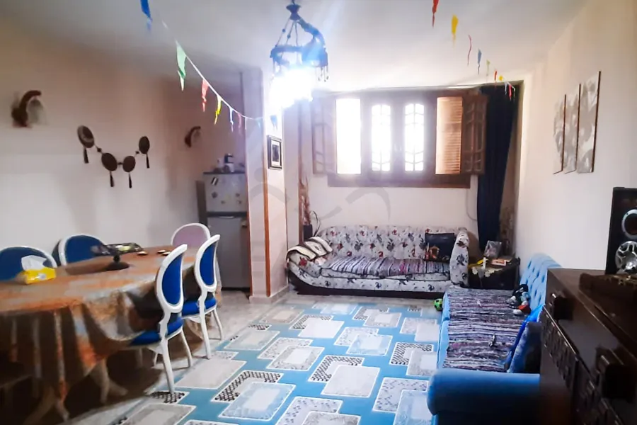 شقة للبيع 100 م سموحه (ش النصر)