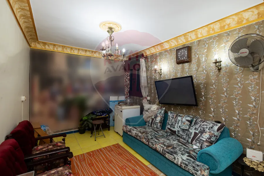 شقة  للبيع 200 م العصافرة (علي البحر مباشرة)