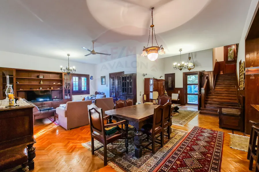 فيلا للبيع 1,650 م كينج مريوط (خلف الديزرت هوم)