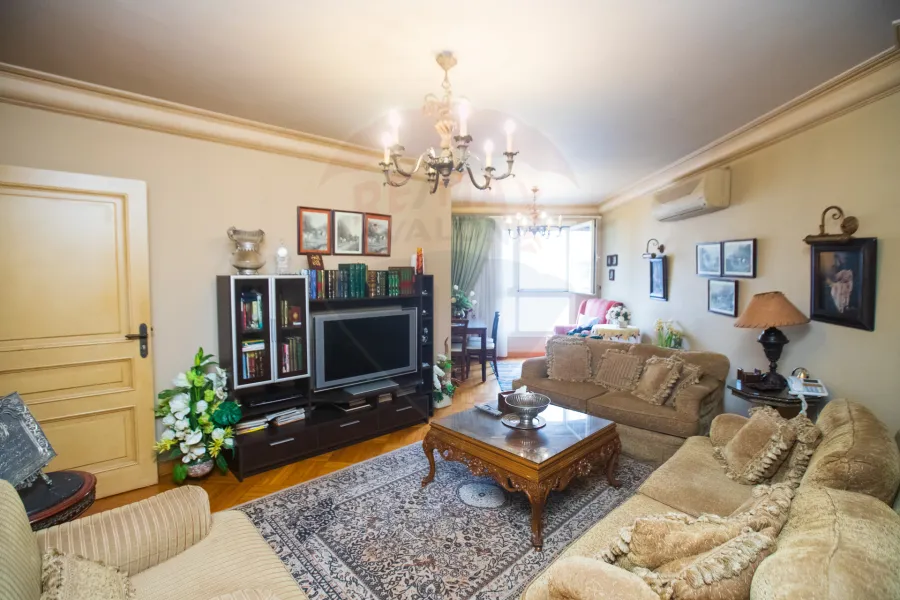 Apartment for sale 200 m Louran (Shaarawy St.- Al Wataniya Towers)