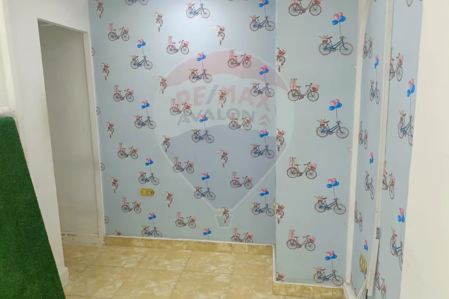 محل للبيع 28 م كفر عبده (خطوات من ش ابو قير)