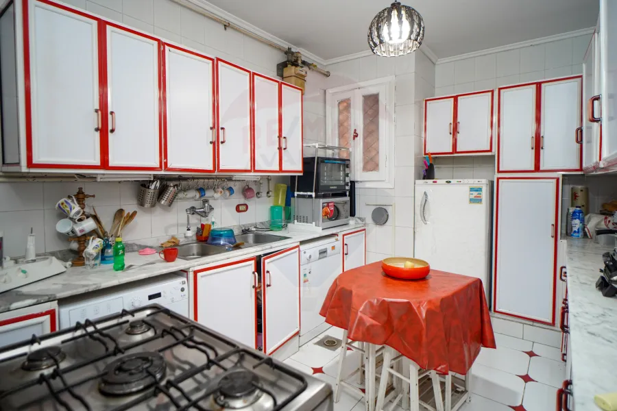 Apartment for sale 220 m Louran ( Sharawy St )