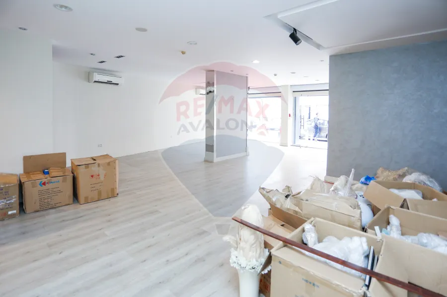 Shop For Rent 237 m Smouha (Elnasr Club St.) - Suitable For All Activities