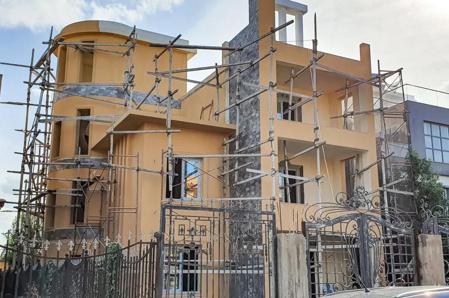 فيلا للإيجار 420م (كومباوند ميروزا)