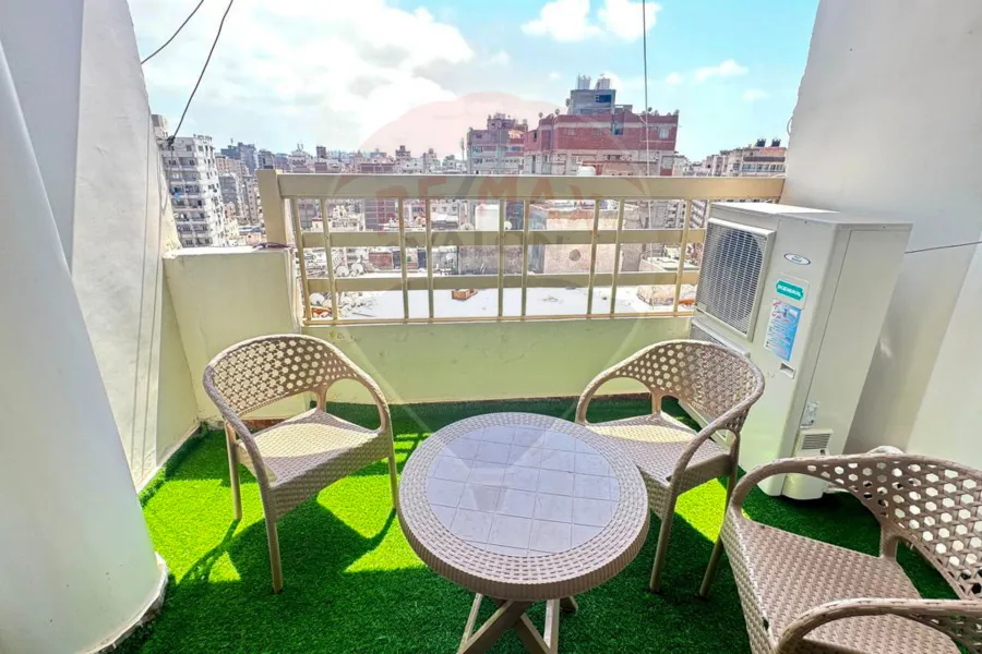 شقة للايجار المفروش 180 م  ميامي (ش اسكندر ابراهيم)