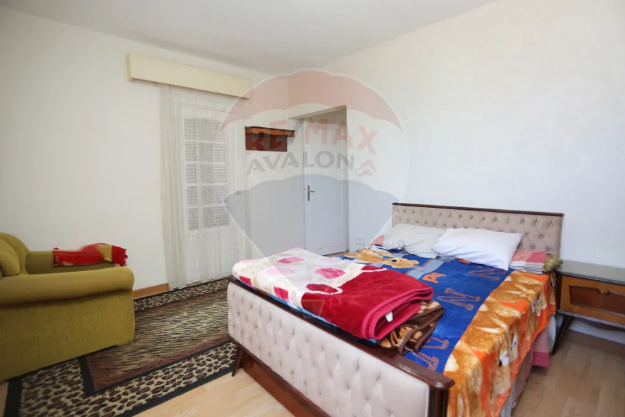 شقة للبيع 145م مصطفى كامل (مساكن الظباط )