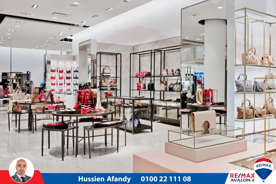 محل + ميزان للبيع 110 م + 135 م المندرة (ش جمال عبد الناصر)