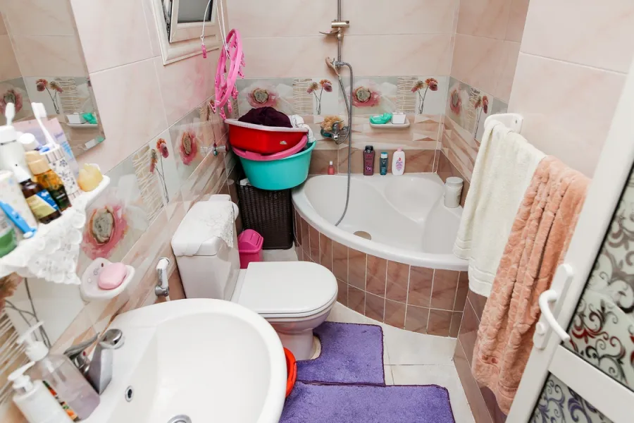 شقة للبيع 180م لوران (ش الأقبال الرئيسي)