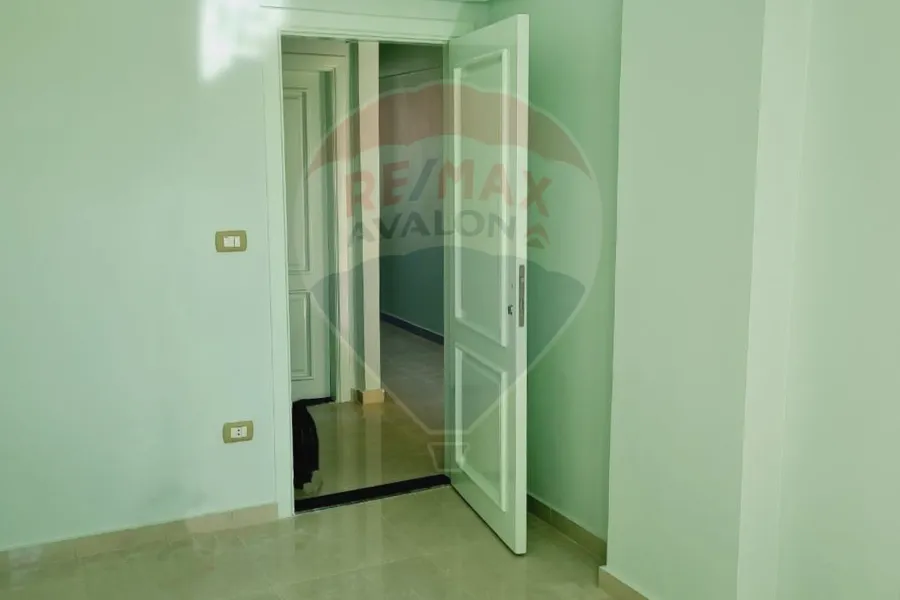 Chalet for sale North coast (La Vizta Village) 100 m