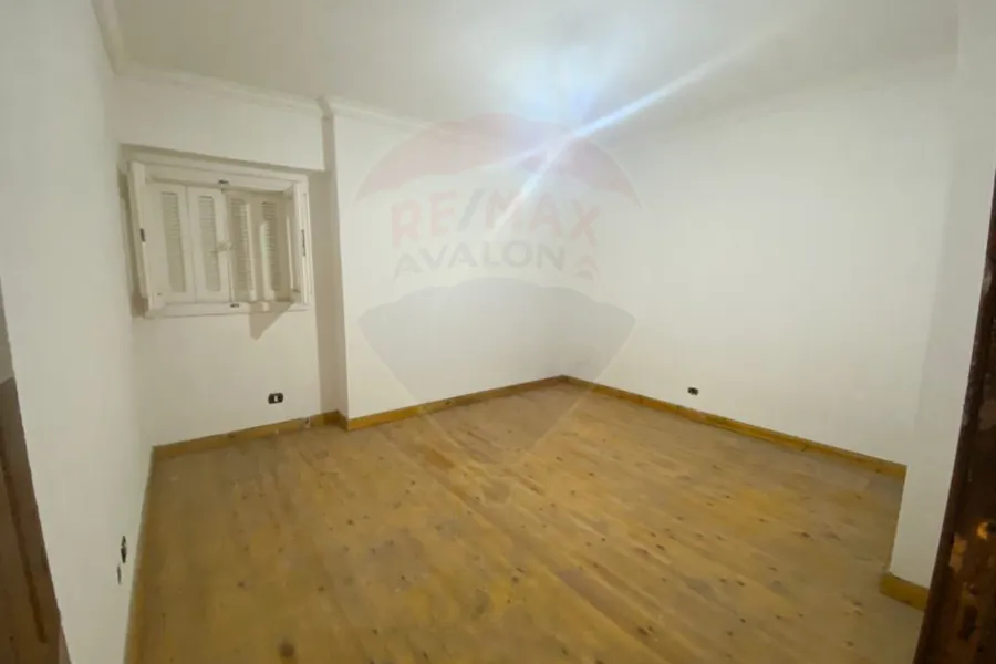 شقة للبيع 264 م جليم (ش رسمي باشا)