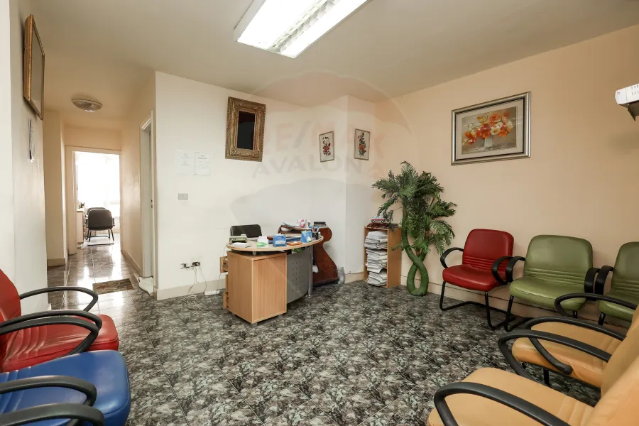 شقة إدارى للبيع 65 م مصطفى كامل (ش أحمد شوقى) - تصلح عيادة أو أى نشاط إدارى