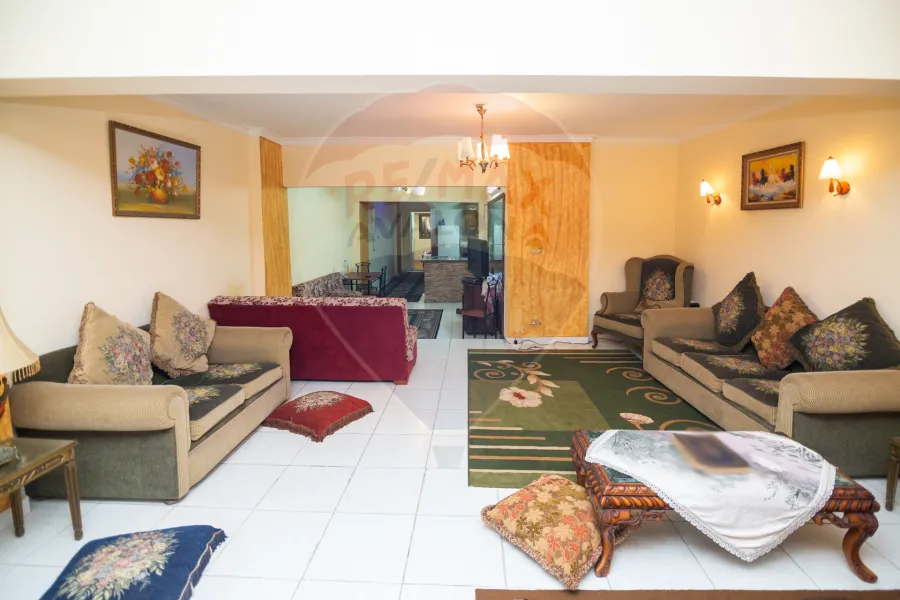 Apartment for sale 180 m Mandara (on the sea - Next to Sheraton Hotel)