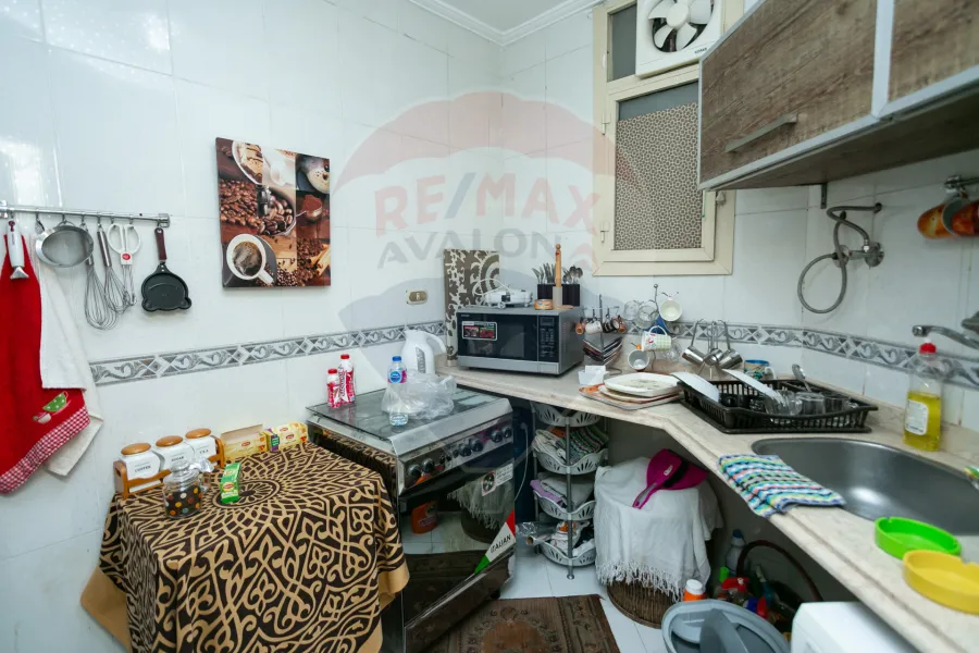 شقة للبيع 110 م العصافرة بحري (ش عبد الحليم محمود)