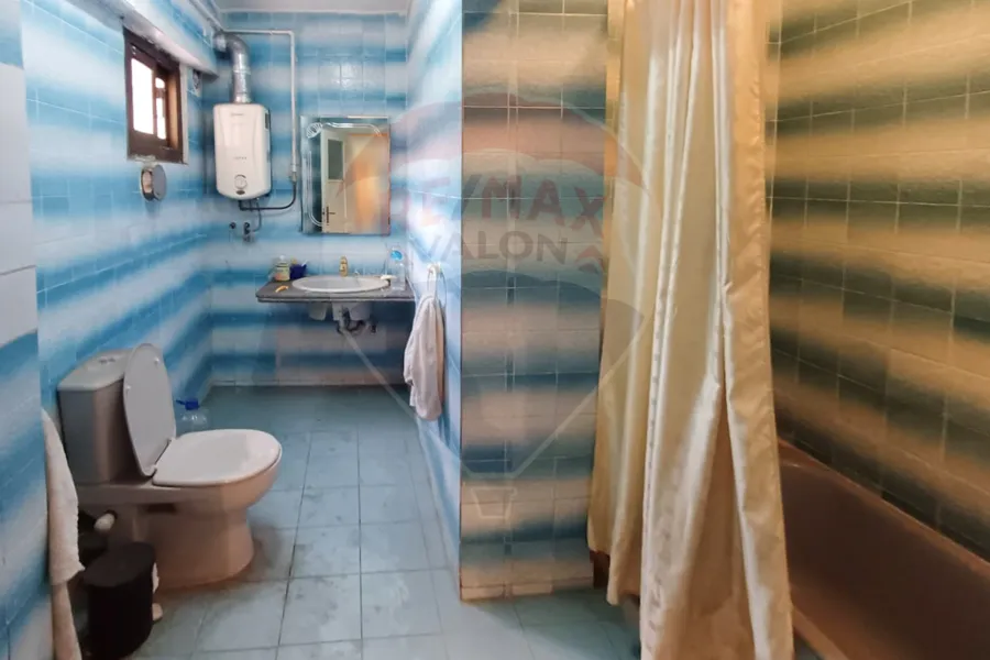 Apartment for sale 150 m Sidi Bishr Tram (second number from the sea)