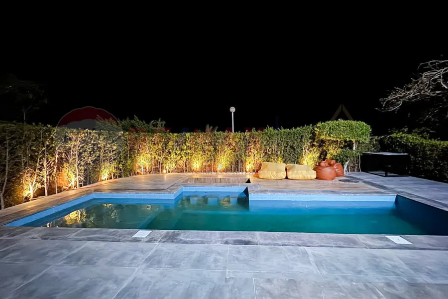 ستاند الون للبيع (مارينا 1) 650 م