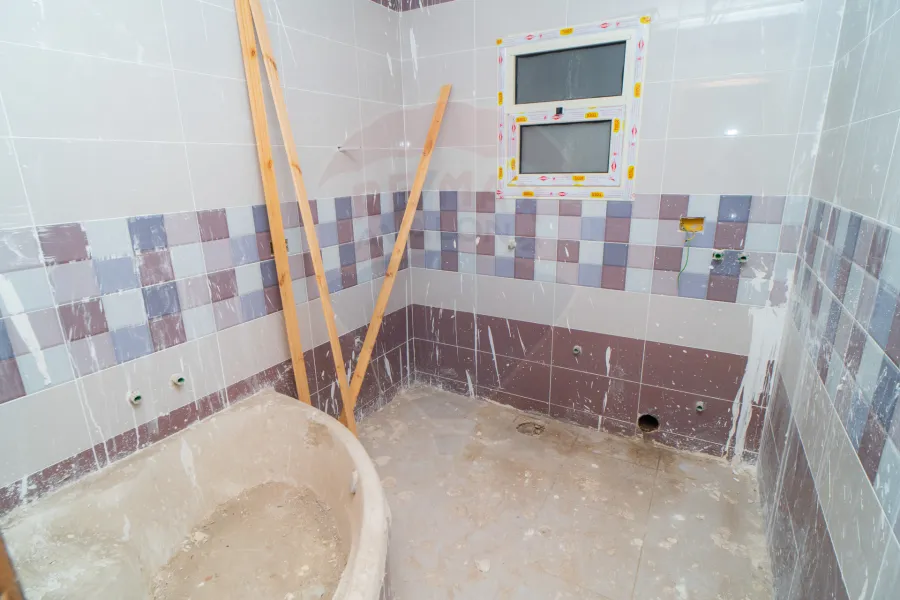 شقة للبيع 238 م رشدي (علي الترام مباشرة)