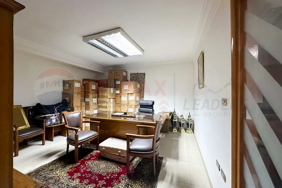 Administrative headquarters for sale 165 m Louran (Ahmed Zou Al Fekar St.)