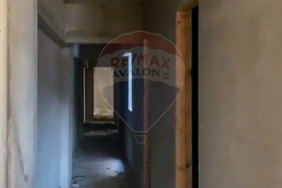 شقه للبيع 206 م رشدي (ش مصطفى كامل الرئيسي)